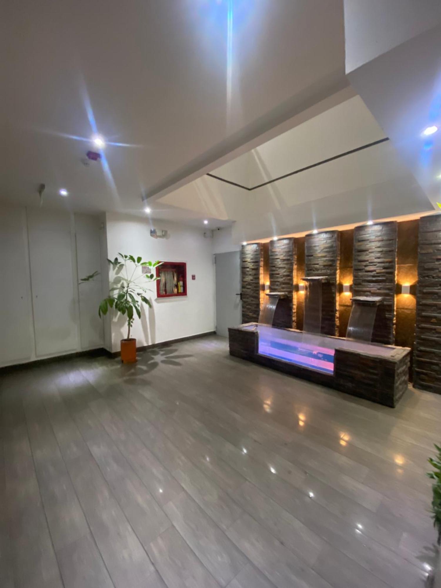 Finlandia Park Suite Quito Exterior photo
